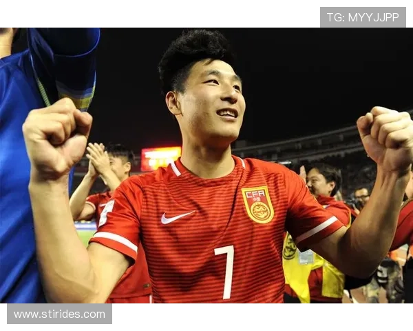 武磊8分钟双响回归足坛巅峰